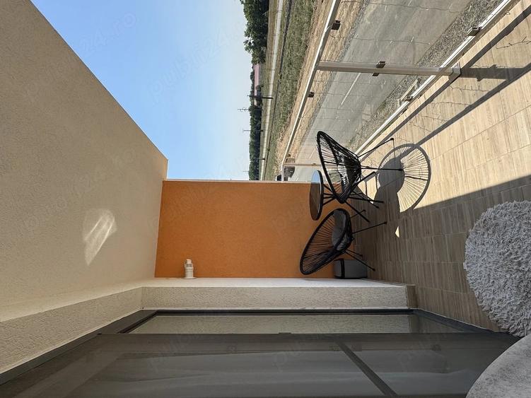 Apartament cu 2 camere nedecomandat în Giroc