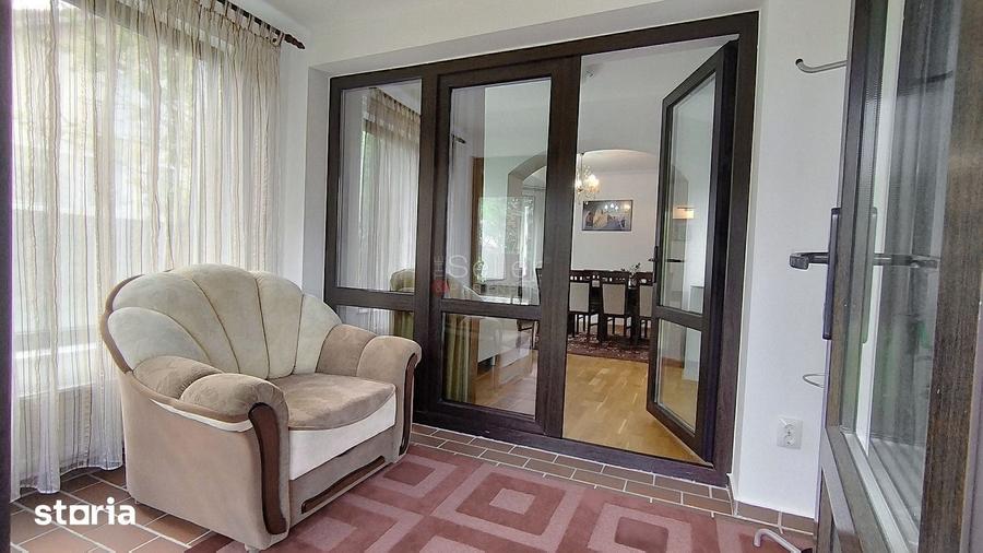 Casă cu 5 camere cu Teren 400 Mp în Bunloc