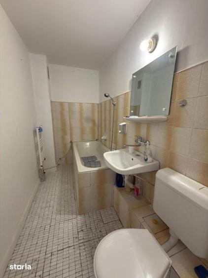 Apartament cu 2 camere decomandat în Cantacuzino