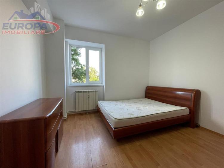 Apartament cu 2 camere decomandat în Babadag