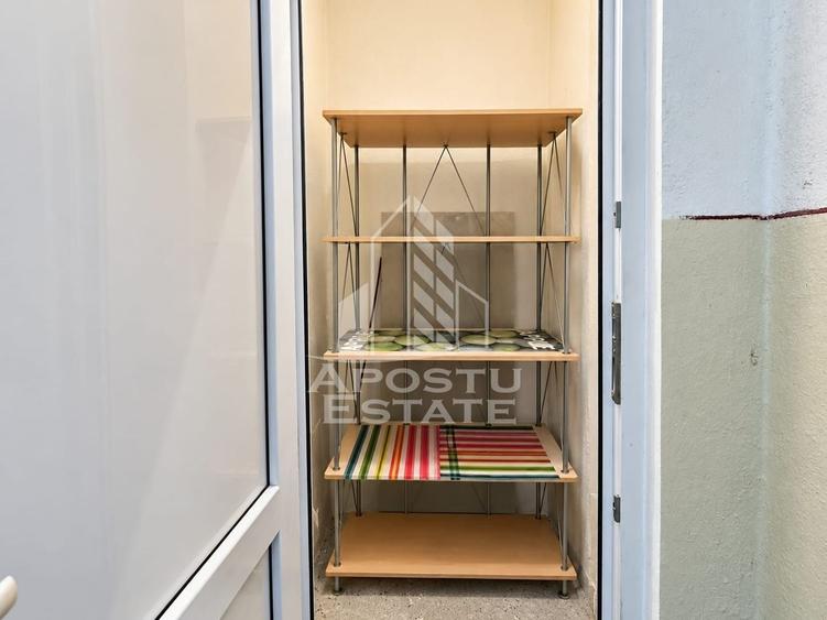 Apartament cu 4 camere decomandat, mobilat în Malul Mureșului