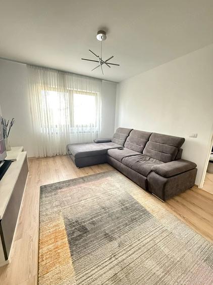 Apartament cu 3 camere decomandat în Take Ionescu