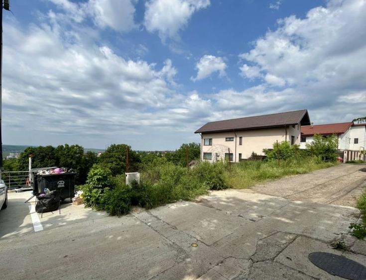 Teren Construcții intravilan de 1433 mp, în Central