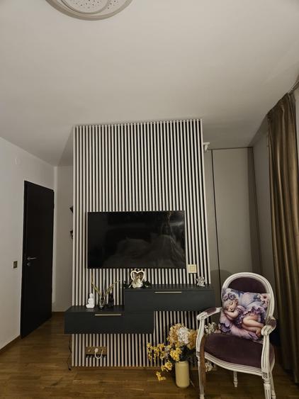 Apartament cu 3 camere decomandat, mobilat în Berceni