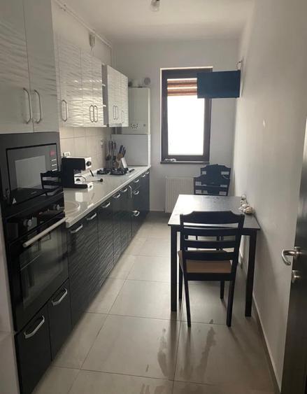 Apartament cu 2 camere decomandat în Drumul Taberei