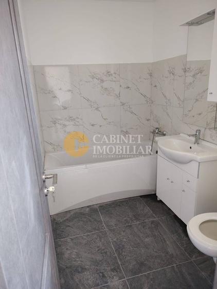 Casă individuală cu 3 camere cu Canalizare în Voinești