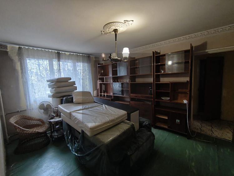 Apartament cu 3 camere semidecomandat, mobilat în 1 Decembrie 1918