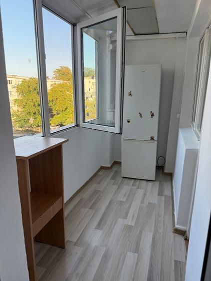 Garsonieră în Sârbi