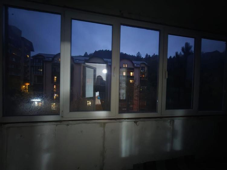 Apartament cu 3 camere decomandat în Astra
