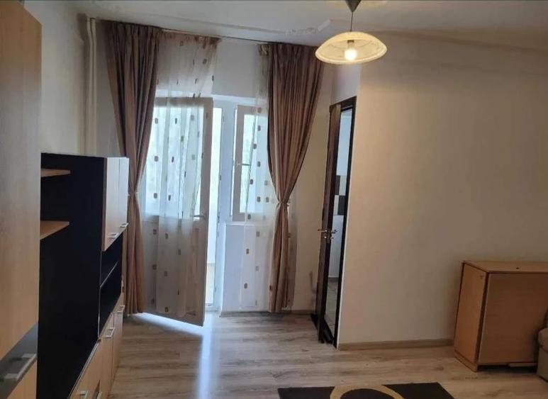 Garsonieră decomandată în Frumoasa