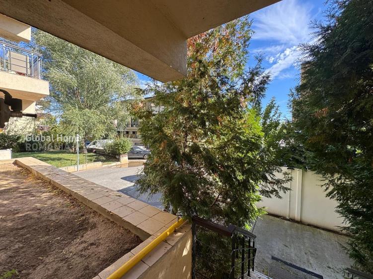Apartament cu 3 camere semidecomandat, mobilat în Corbeanca