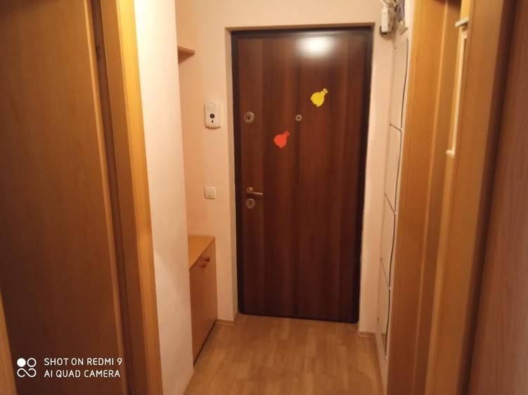 Garsonieră decomandată în Lotrioara