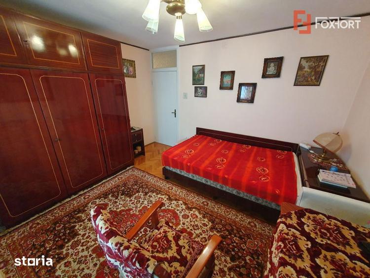 Apartament 3 camere, decomandat, etaj 1, zona Vladeasa - 5