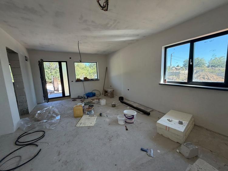 Casă individuală cu 3 camere cu Teren 255 Mp în Agigea