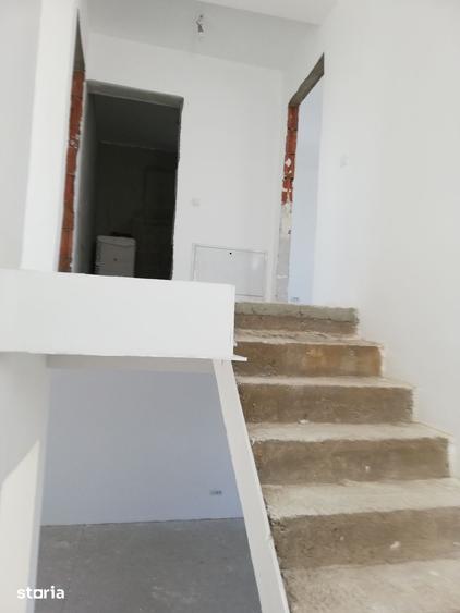 Pantelimon Ilfov,p+1,5 camere 3 bai ,285mp proprietate,asfalt aproape - 2