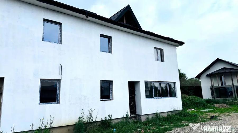 Duplex 4 camere 120 mp utili in Valea Ursului - 1