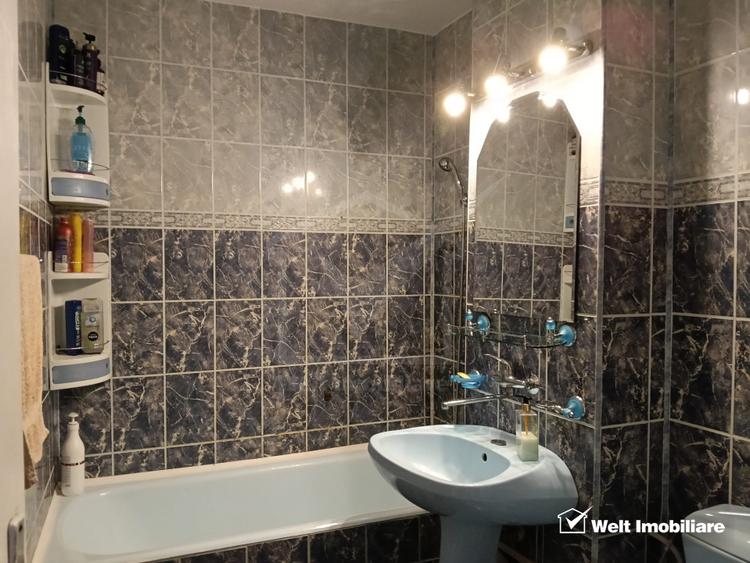 Apartament cu 3 camere decomandat, mobilat în Zorilor