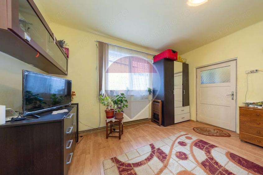 Casă cu 3 camere cu Teren 190 Mp în Cristian