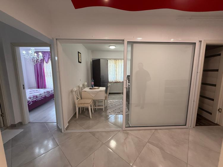 Apartament cu 3 camere decomandat în Militari