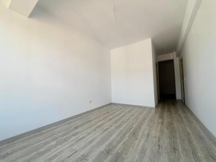 Apartament cu 3 camere decomandat în Giroc