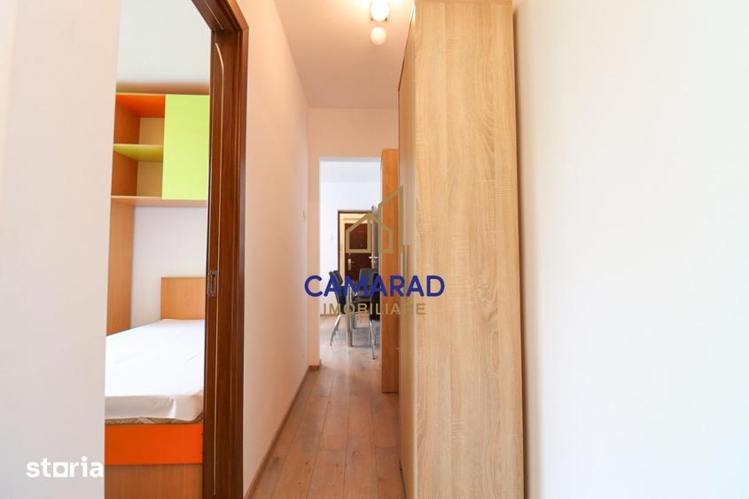 Apartament cu 4 camere decomandat în Drumul Taberei