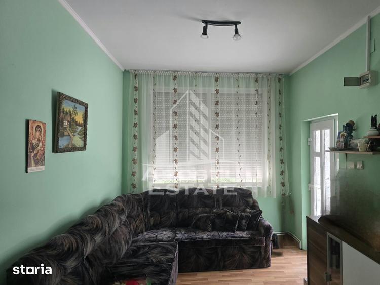 Spațiu comercial, de 60 mp, în Curtici