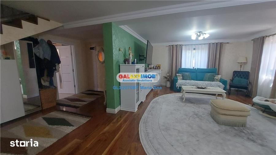 Casă cu 4 camere cu Teren 2000 Mp în Central