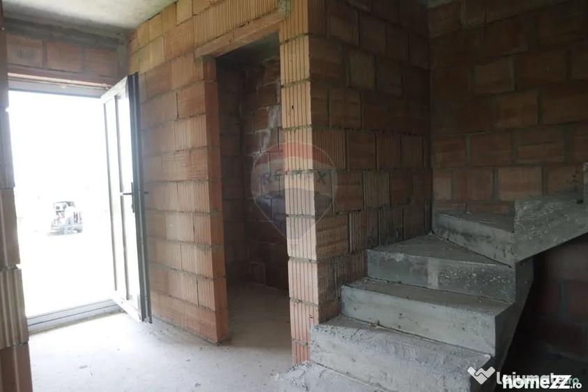 Casă cu 4 camere cu Teren 850 Mp în Tăuții-Măgherăuș