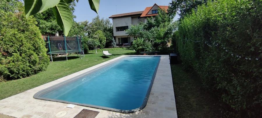 Casă individuală cu 5 camere cu Garaj în Dascălu