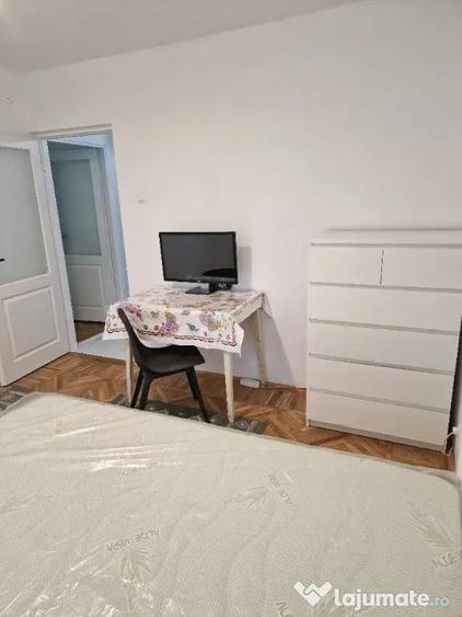 Apartament cu 2 camere decomandat în Drumul Taberei