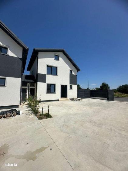 Casă cu 6 camere cu Teren 280 Mp în Central