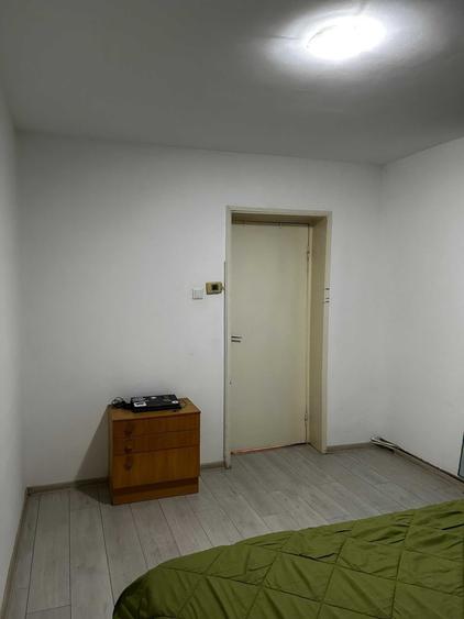 Apartament cu 2 camere semidecomandat în 14 Mai