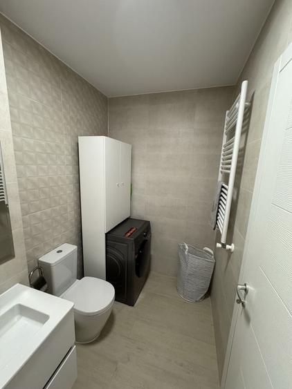 Apartament cu 2 camere semidecomandat în Dobroești