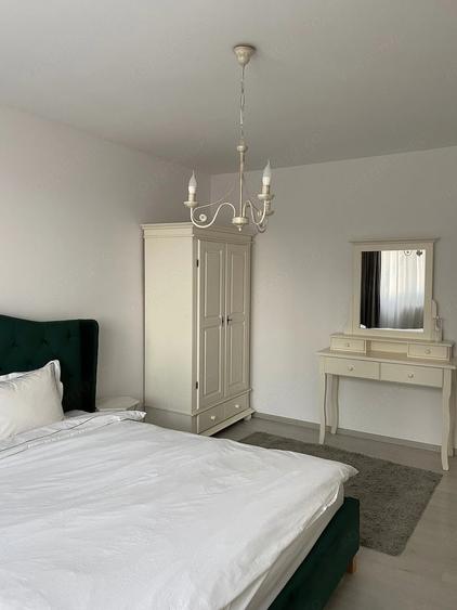 Apartament cu 2 camere decomandat în Eroii Revoluției