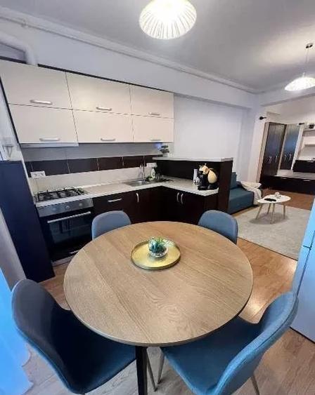 Apartament cu 2 camere semidecomandat, mobilat în Zorilor