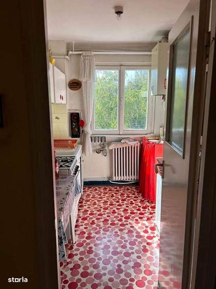 Apartament cu 3 camere semidecomandat în Gheorgheni — fotografia 3