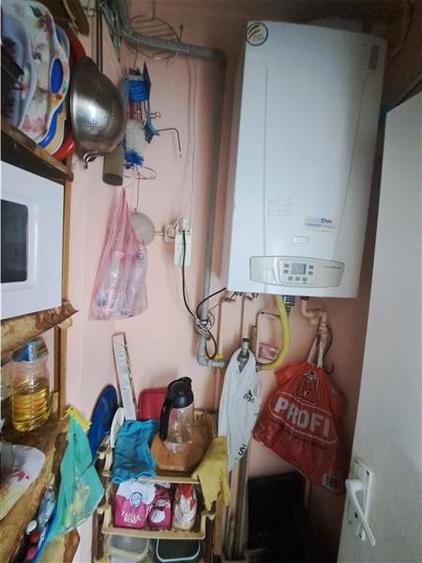 Apartament cu 3 camere decomandat, mobilat în Soarelui