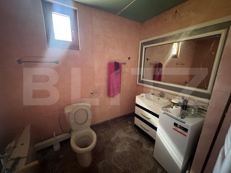Casă individuală cu 6 camere cu Canalizare în Nord