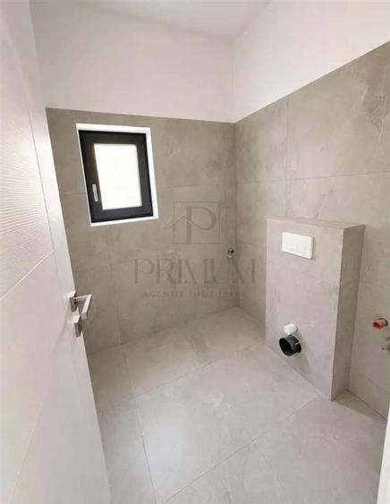 Duplex cu 3 camere cu Teren 332 Mp în Albina