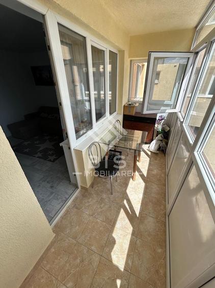 Apartament cu 3 camere decomandat în Calea Moldovei