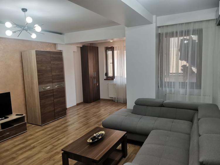 Apartament cu 2 camere în Palazu Mare