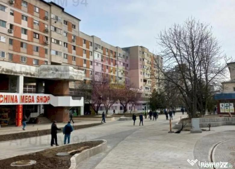 Spațiu comercial, de 163 mp, în Central
