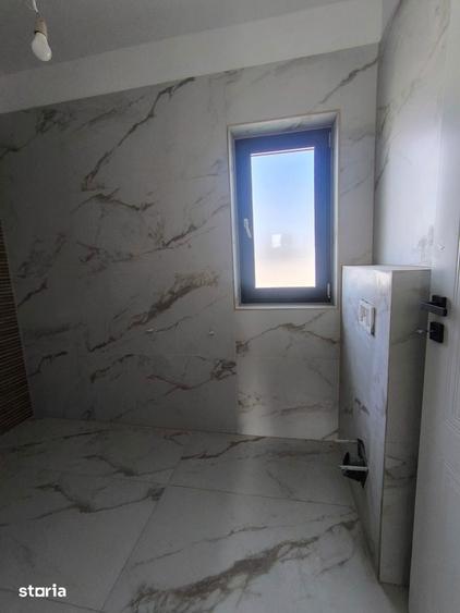Casă cu 4 camere cu Teren 220 Mp în Cug