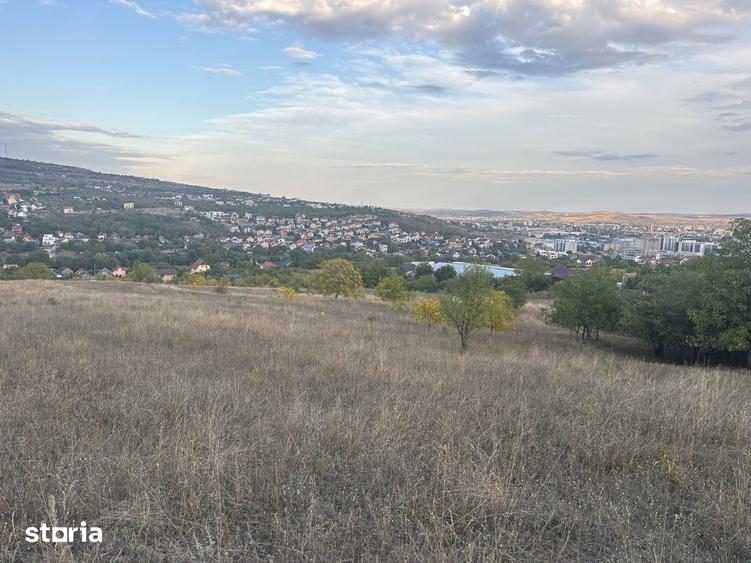 Teren de 460 mp, în Dâmbul Rotund