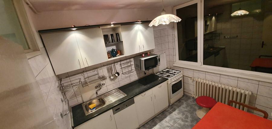 Apartament cu 2 camere decomandat în 1 Mai