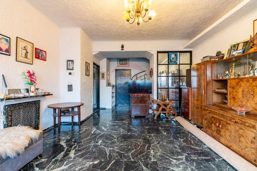 Apartament cu 4 camere circular, mobilat în Primăverii
