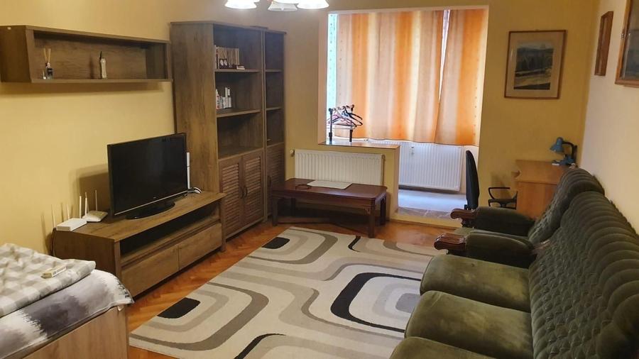 Apartament cu 2 camere decomandat în Tudor