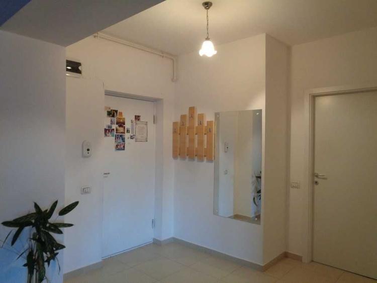 Apartament cu 2 camere semidecomandat în Răcădău