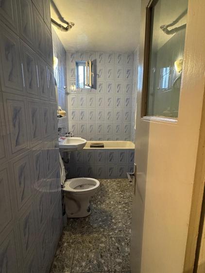 Apartament cu 2 camere decomandat în Calea București