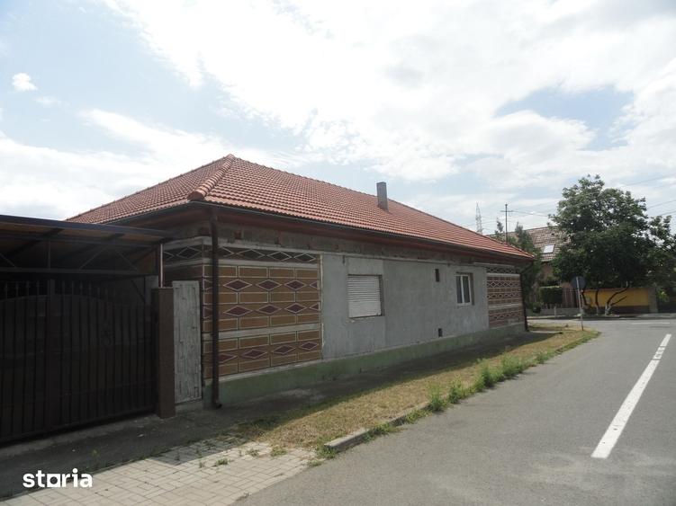 Casa 4 camere situata pe colt intr-o locatie buna in zona Gai - 2
